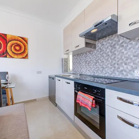 Apartment Sunny Coast Sliema Penthouse With Jacuzzi Sliema